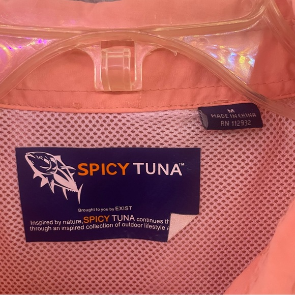 Spicy Tuna Shirt Mens Medium Vented Cape Back Short Sleeve Button Down Fishing - Picture 9 of 12